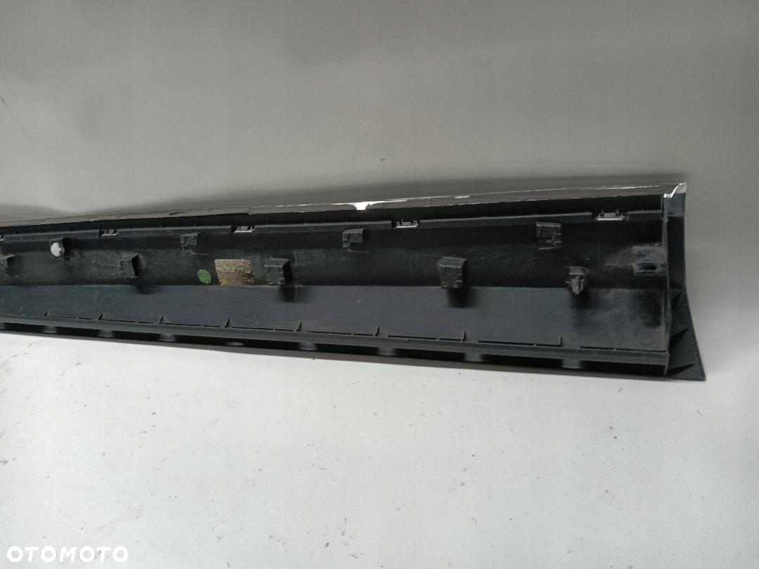 LISTWA DRZWI PRAWY PRZÓD PRZEDNIA VW T-ROC - 7