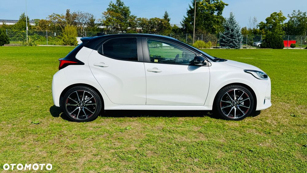 Toyota Yaris - 16