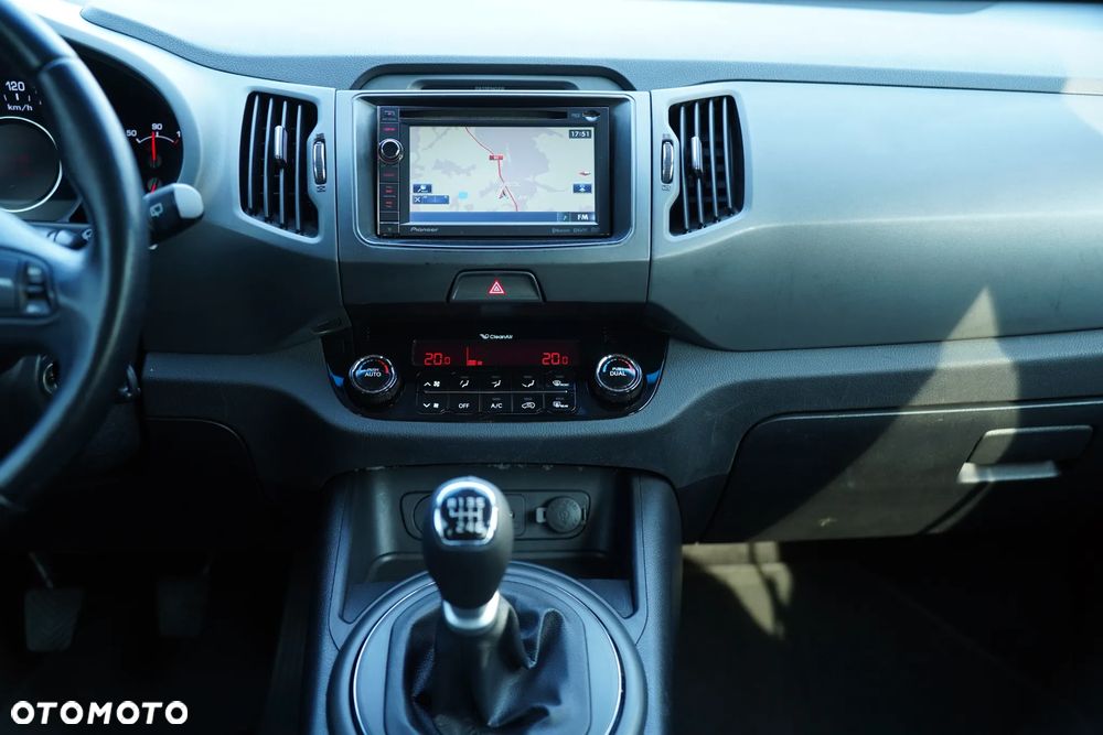 Kia Sportage 2,0 CRDI 2WD Vision - 26