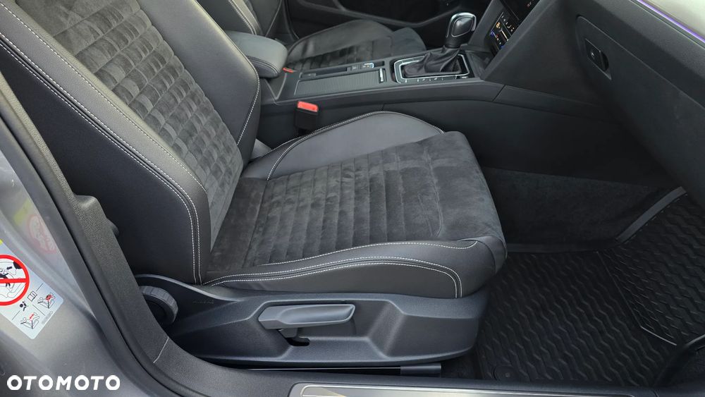 Volkswagen Passat 1.5 TSI EVO Elegance DSG - 21