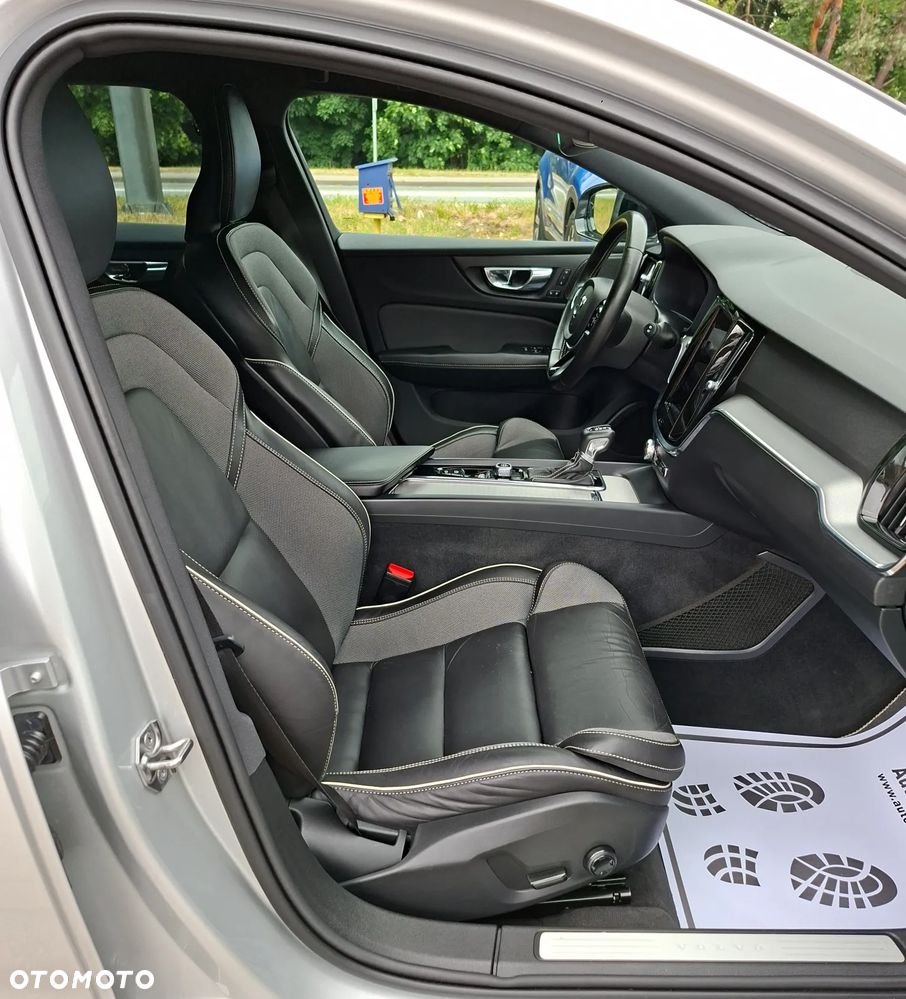 Volvo V60 D3 Geartronic RDesign - 9