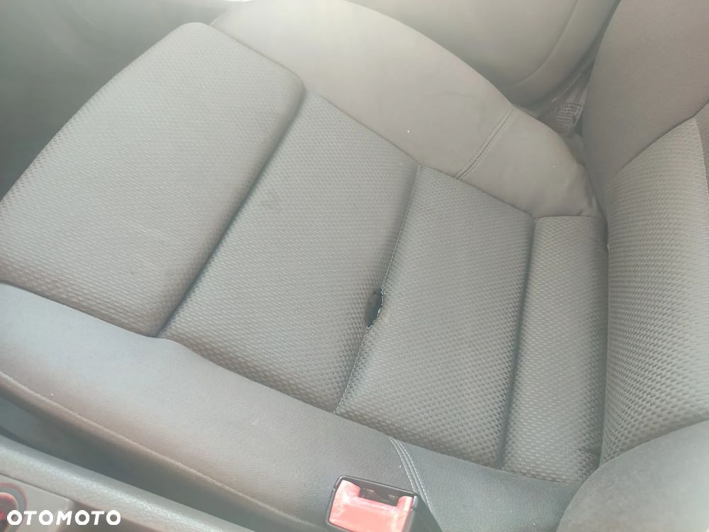 Audi A4 Limousine 1.8 T quattro - 13