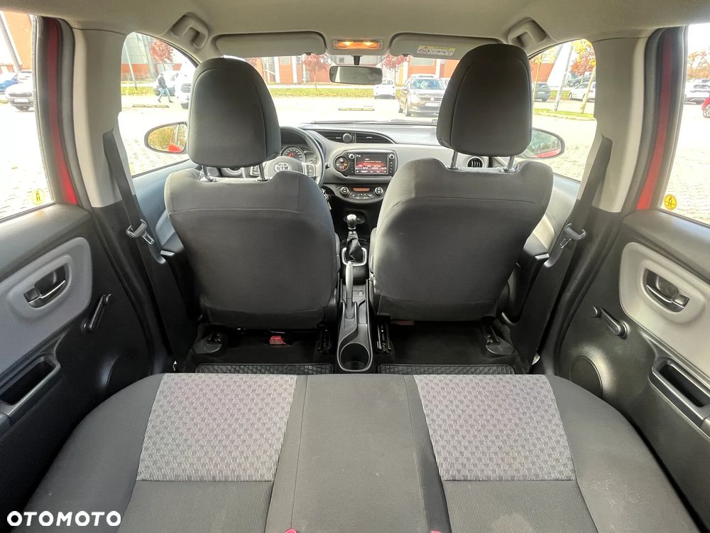 Toyota Yaris - 15