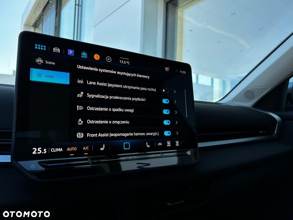 Volkswagen T-Roc - 13