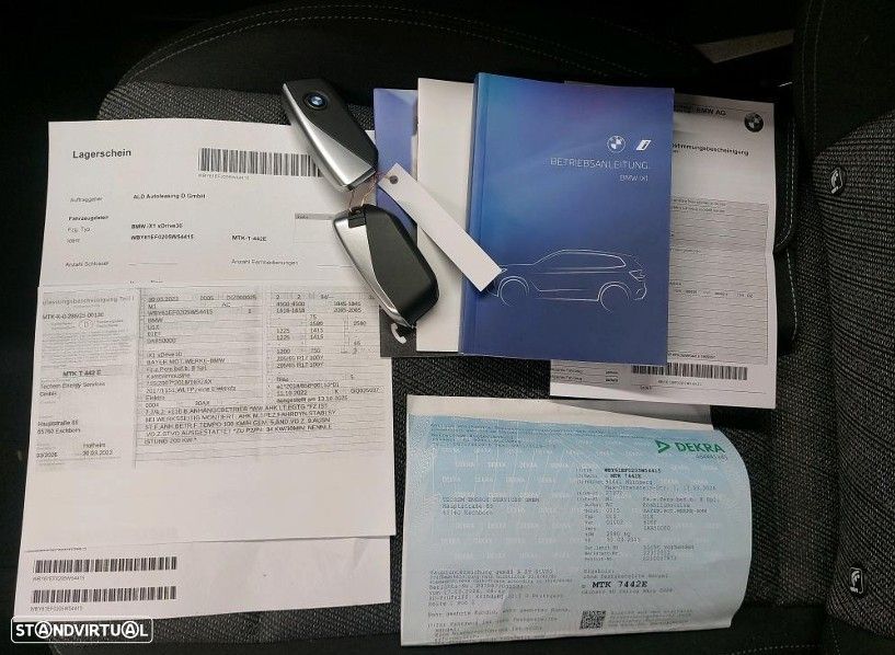 BMW iX1 xDrive30 - 9