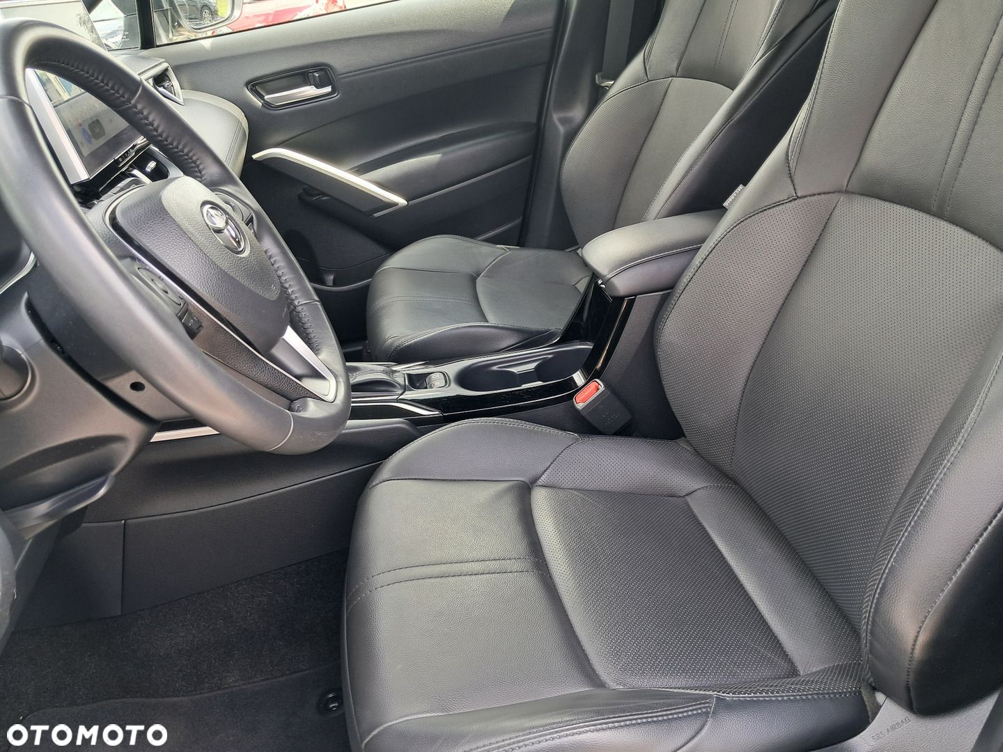Toyota Corolla Cross - 8