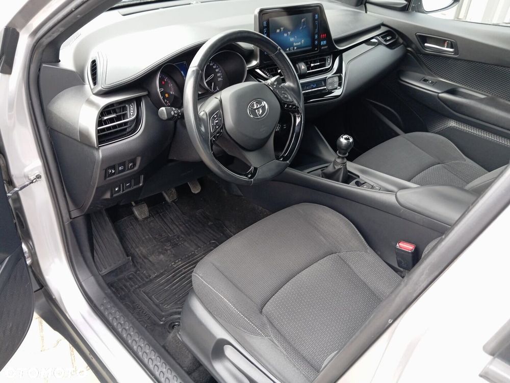 Toyota C-HR 1.2 T GPF Premium - 7