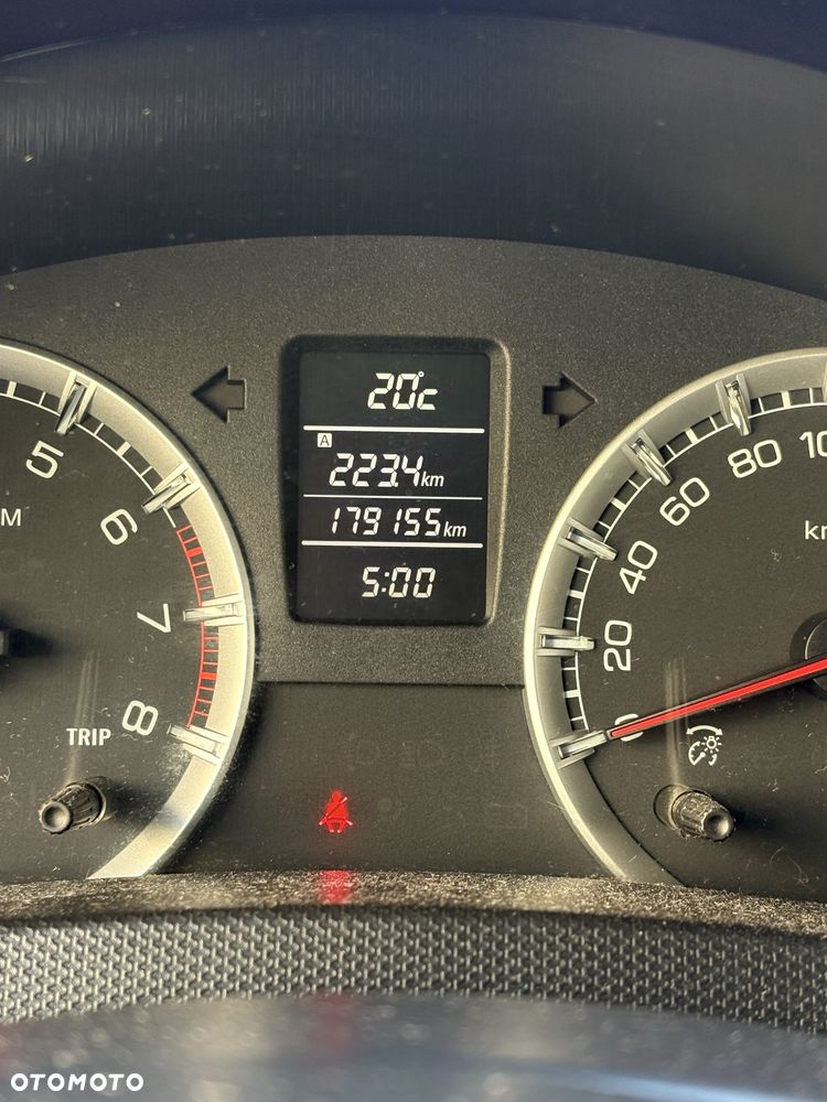 Suzuki Swift - 6