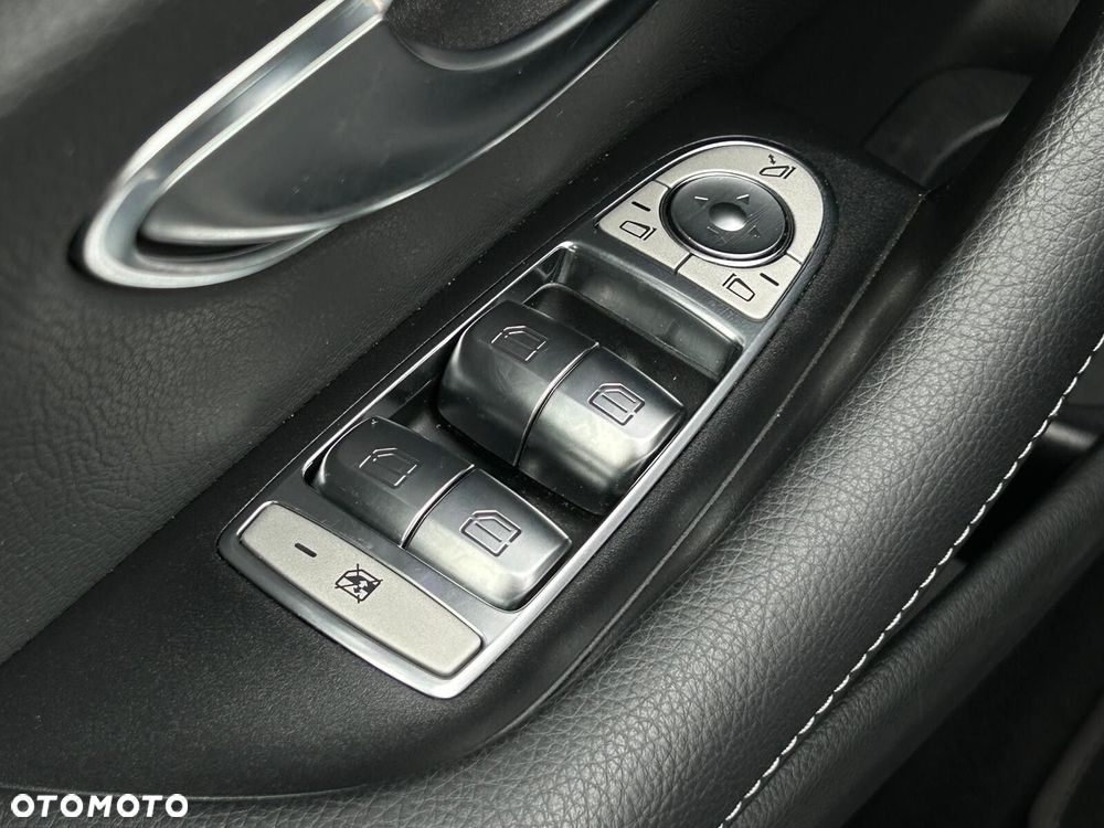 Mercedes-Benz Klasa E - 18