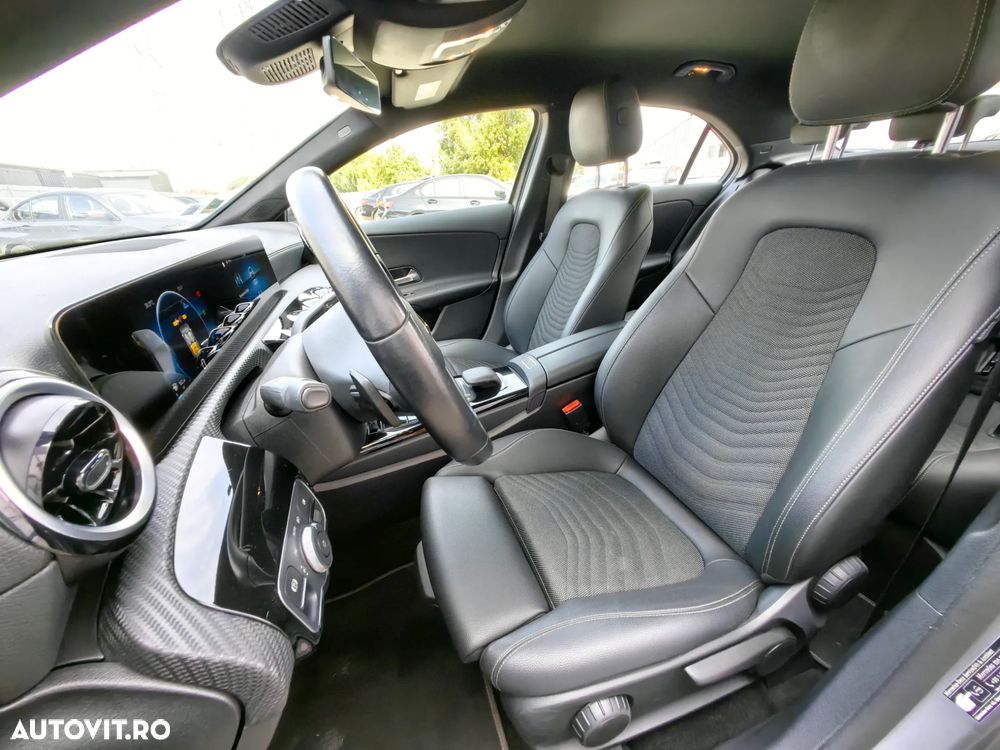 Mercedes-Benz A 180 d Sedan 8G-DCT - 17