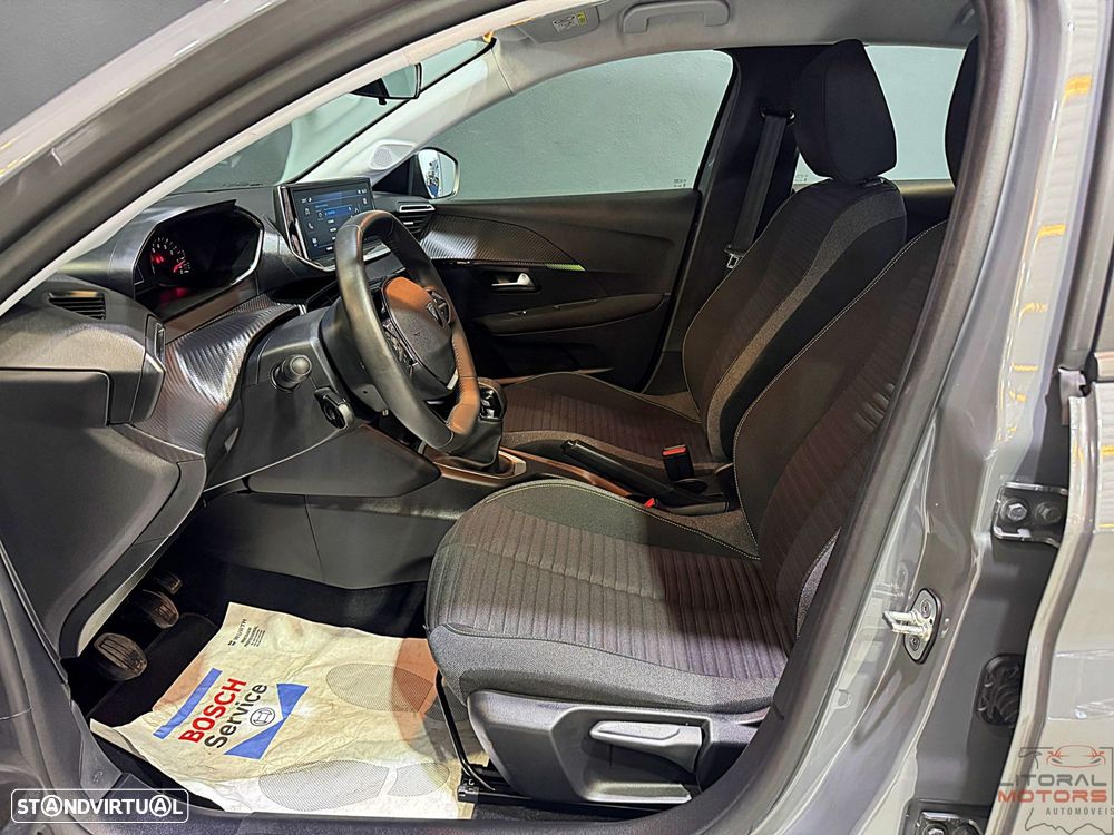 Peugeot 208 1.2 PureTech SE Style - 15
