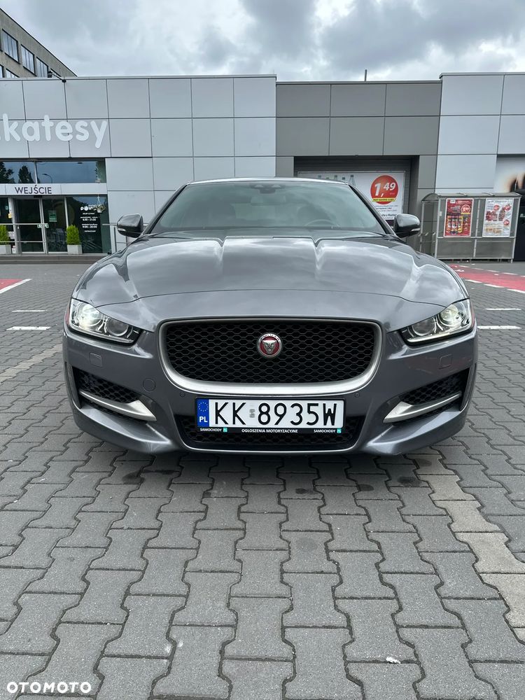 Jaguar XE 20d R-Sport - 2