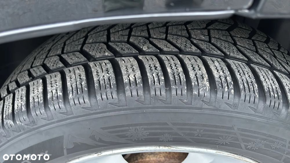 Suzuki Grand Vitara 1.9 DDiS Comfort DPF - 27