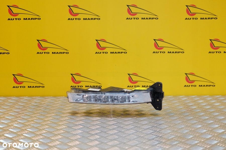 DODGE CHARGER 2015-2018 HALOGEN LAMPA LED DRL L - 2