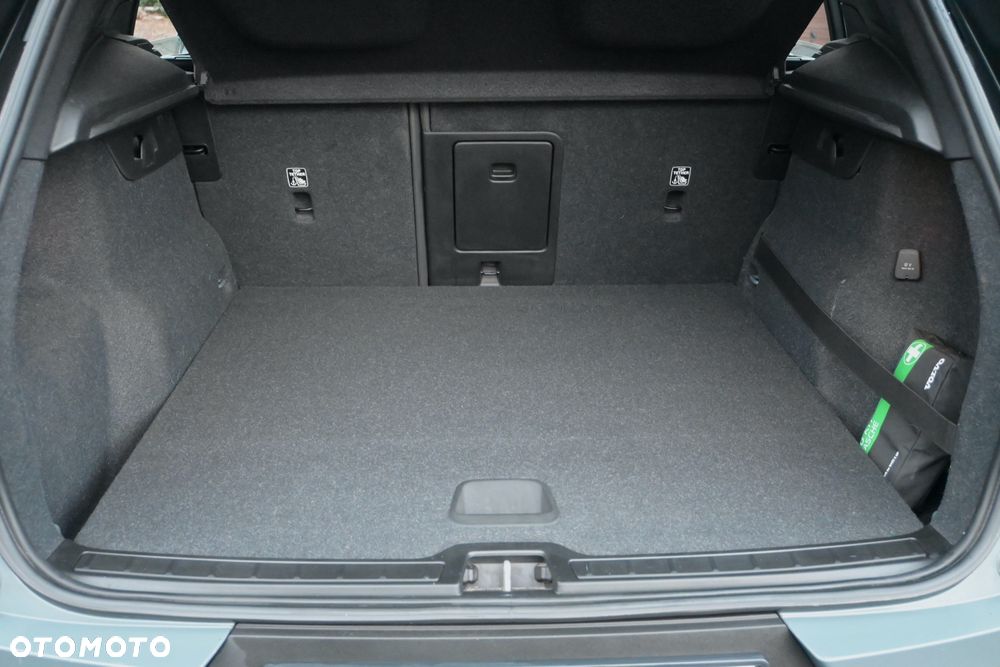 Volvo XC 40 D3 Momentum Pro - 36