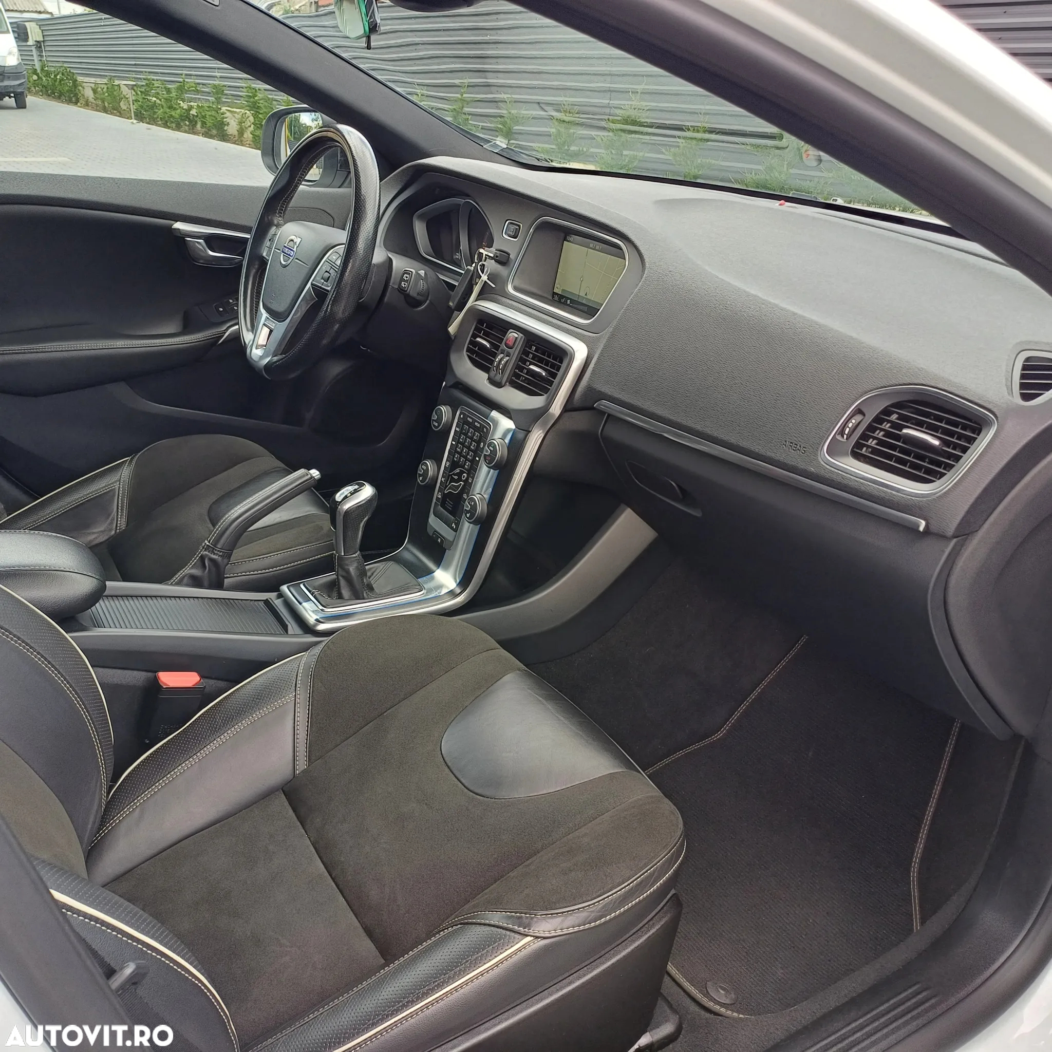 Volvo V40 D2 RDesign - 12