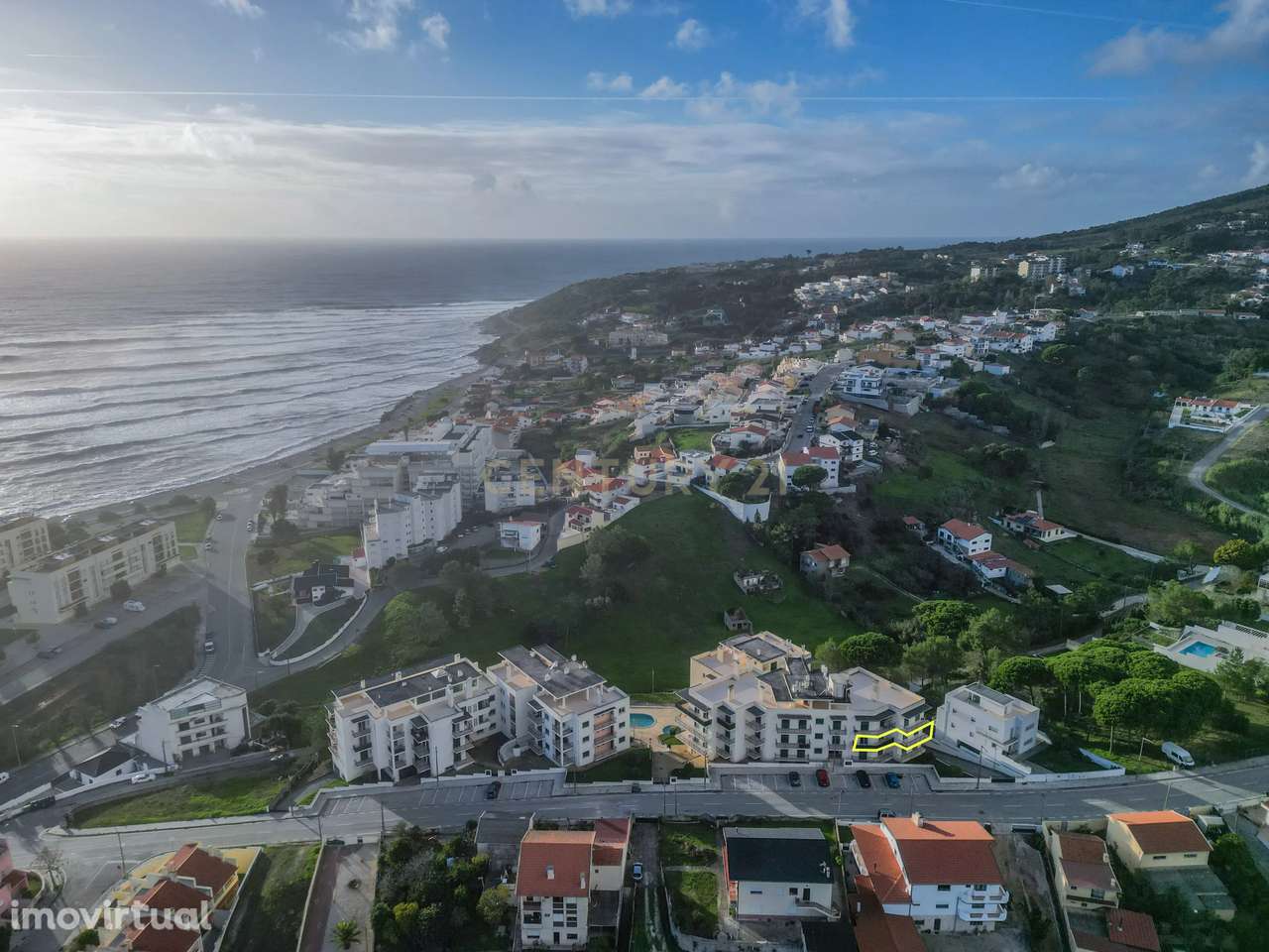Apartamento T4 em condomínio com piscina - Grande imagem: 2/52