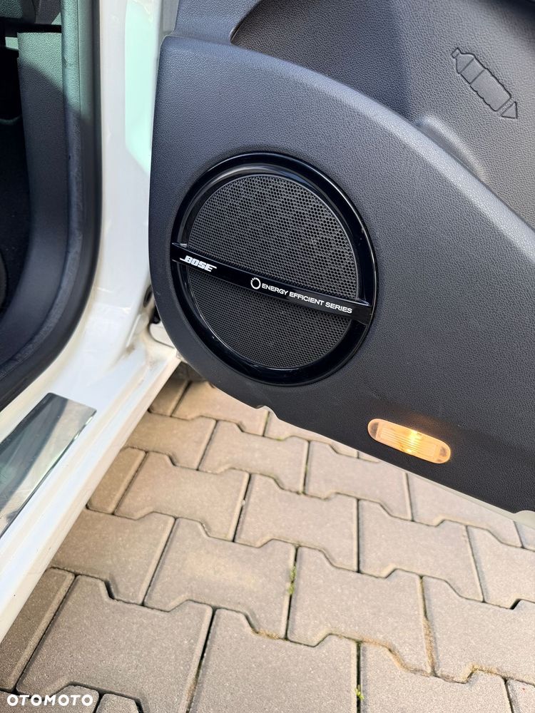 Renault Scenic dCi 150 FAP Bose Edition - 9