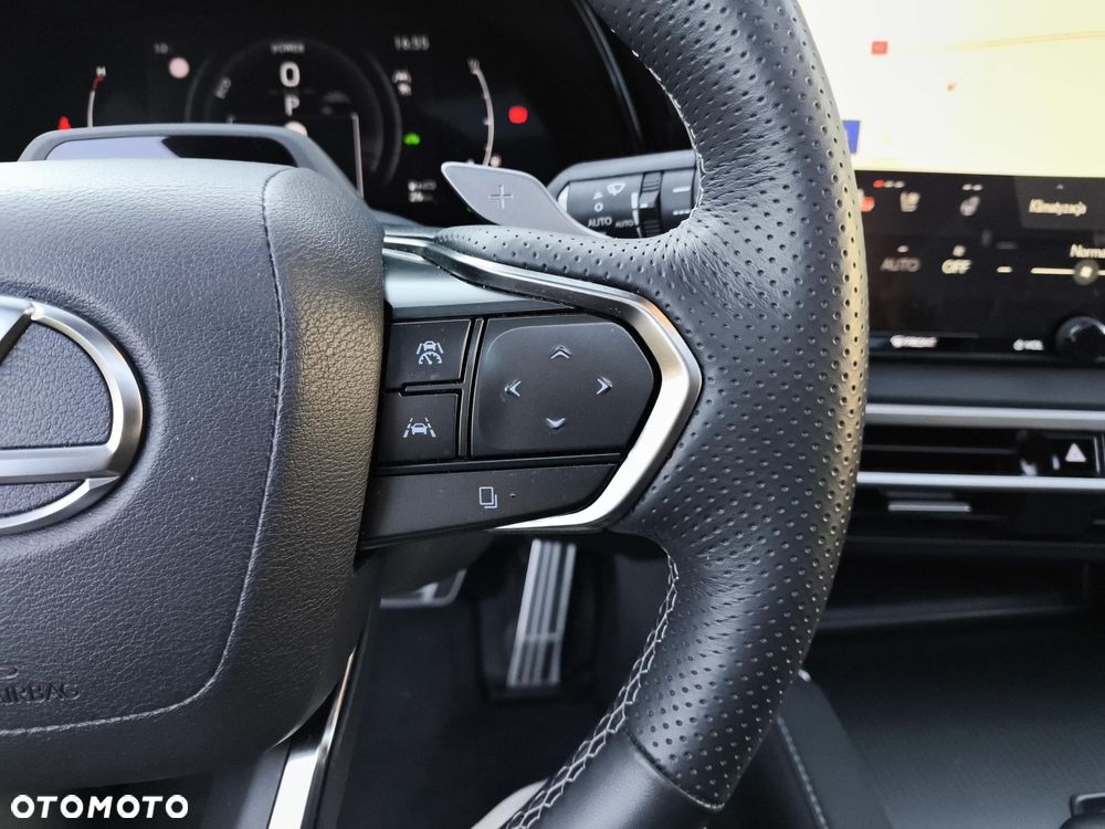 Lexus RX - 17