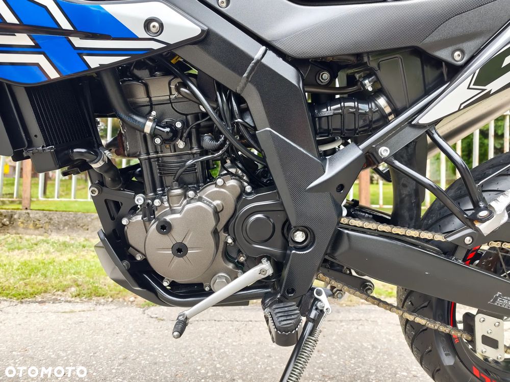 Aprilia SX - 6