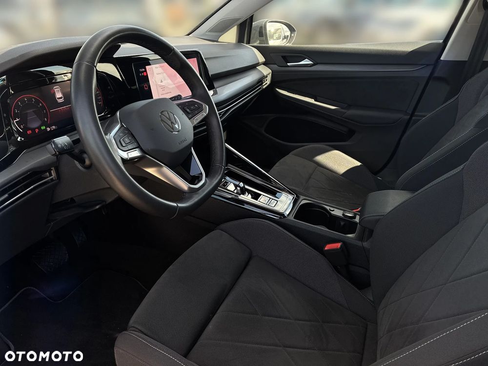 Volkswagen Golf Variant - 11