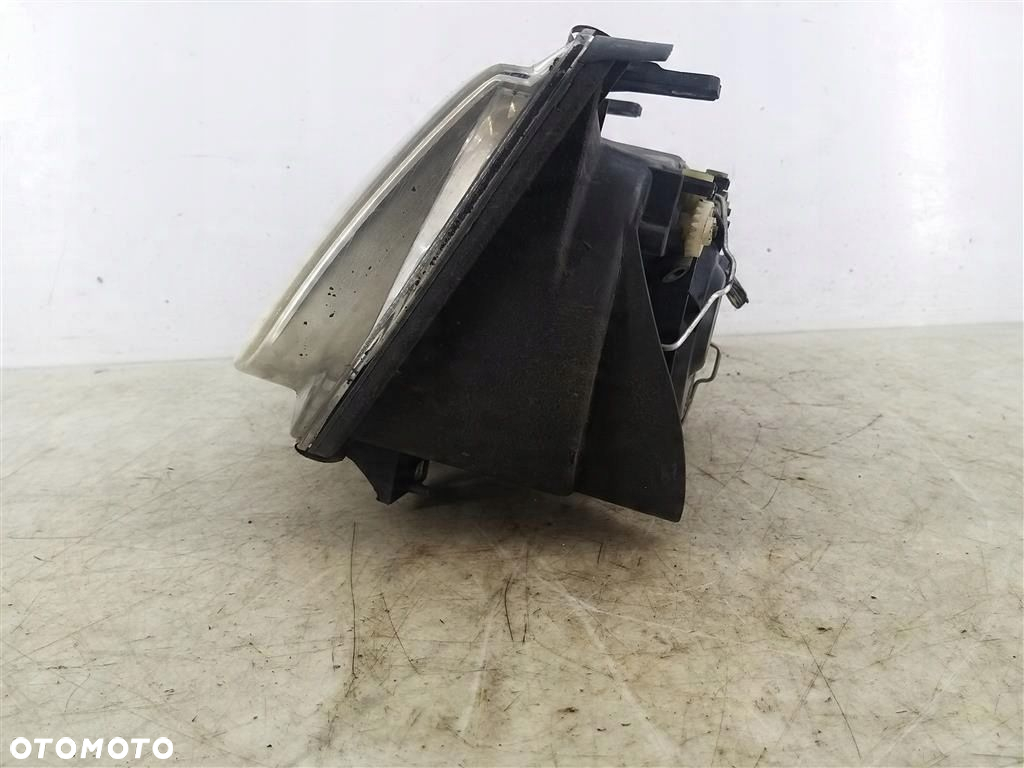 Reflektor lampa przód lewa VW Bora  1999-2006 HELLA - 3