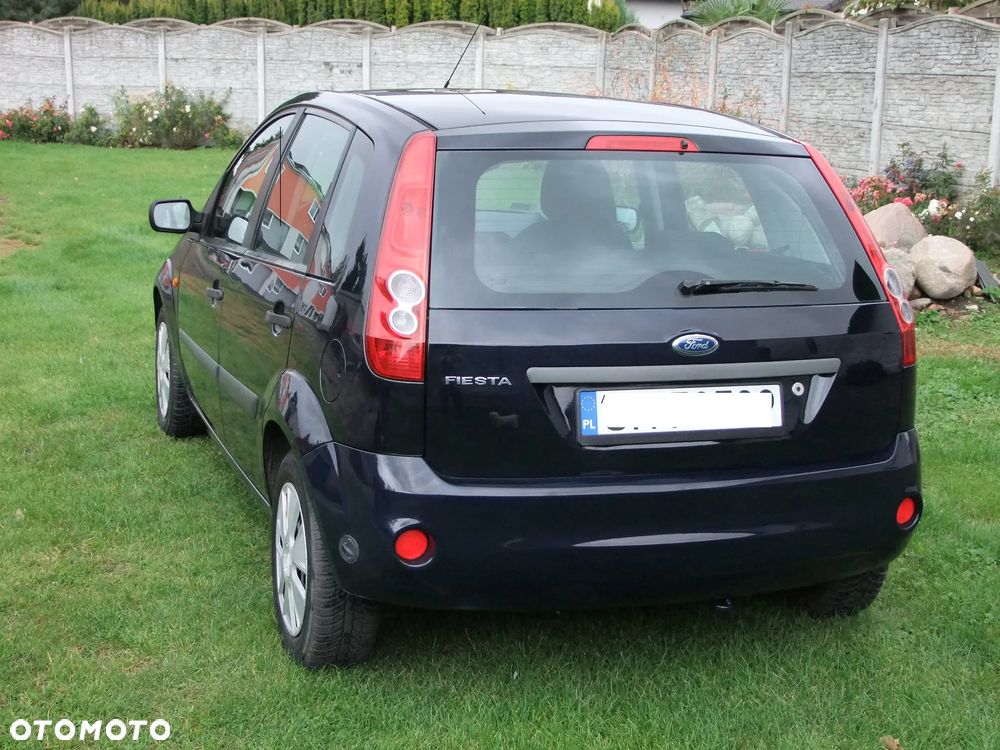 Ford Fiesta 1.3 - 6