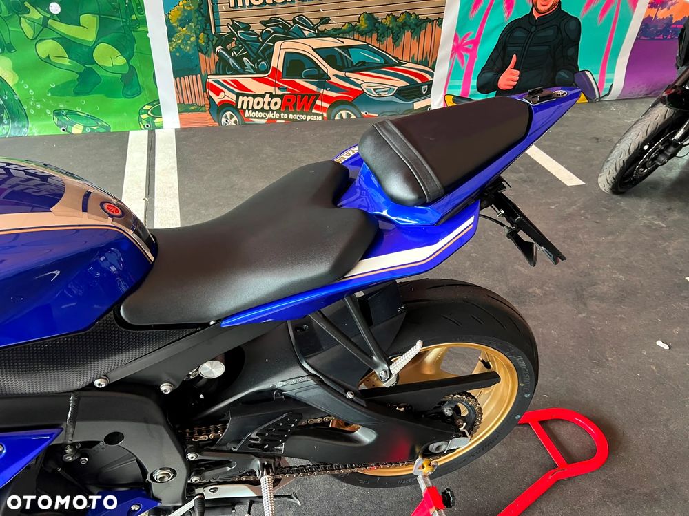Yamaha R6 - 21