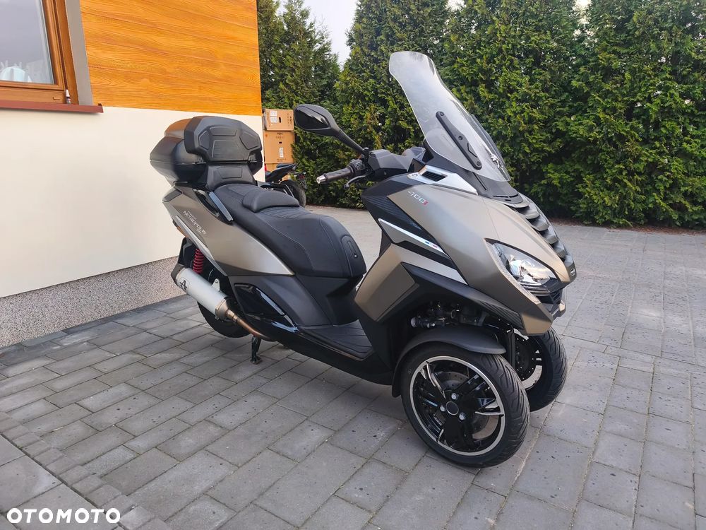 Peugeot Metropolis - 1