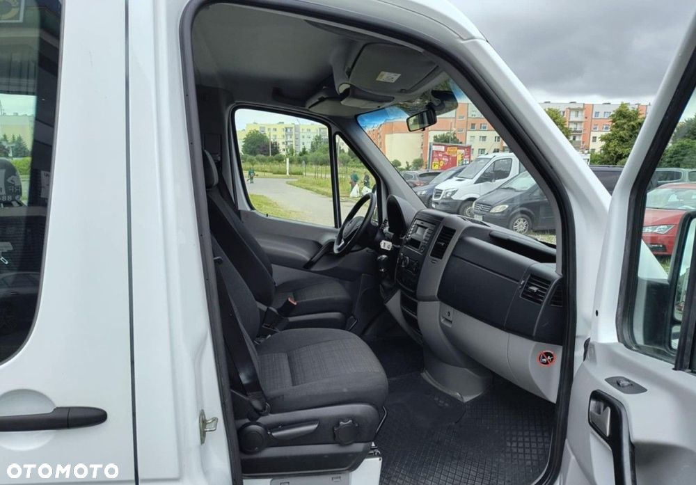 Mercedes-Benz Sprinter - 7