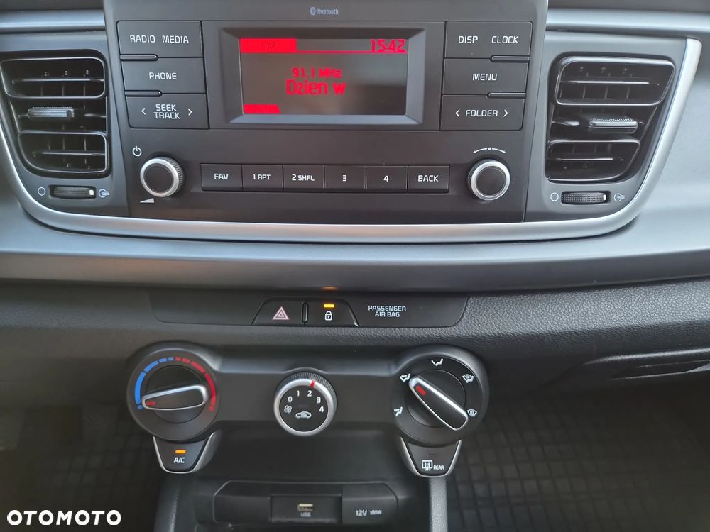 Kia Rio 1.2 M - 14