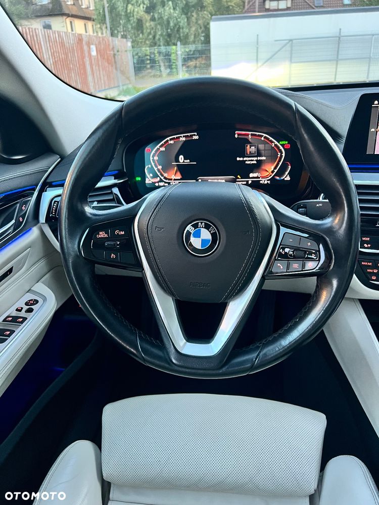 BMW 6GT 630d Luxury Line - 14