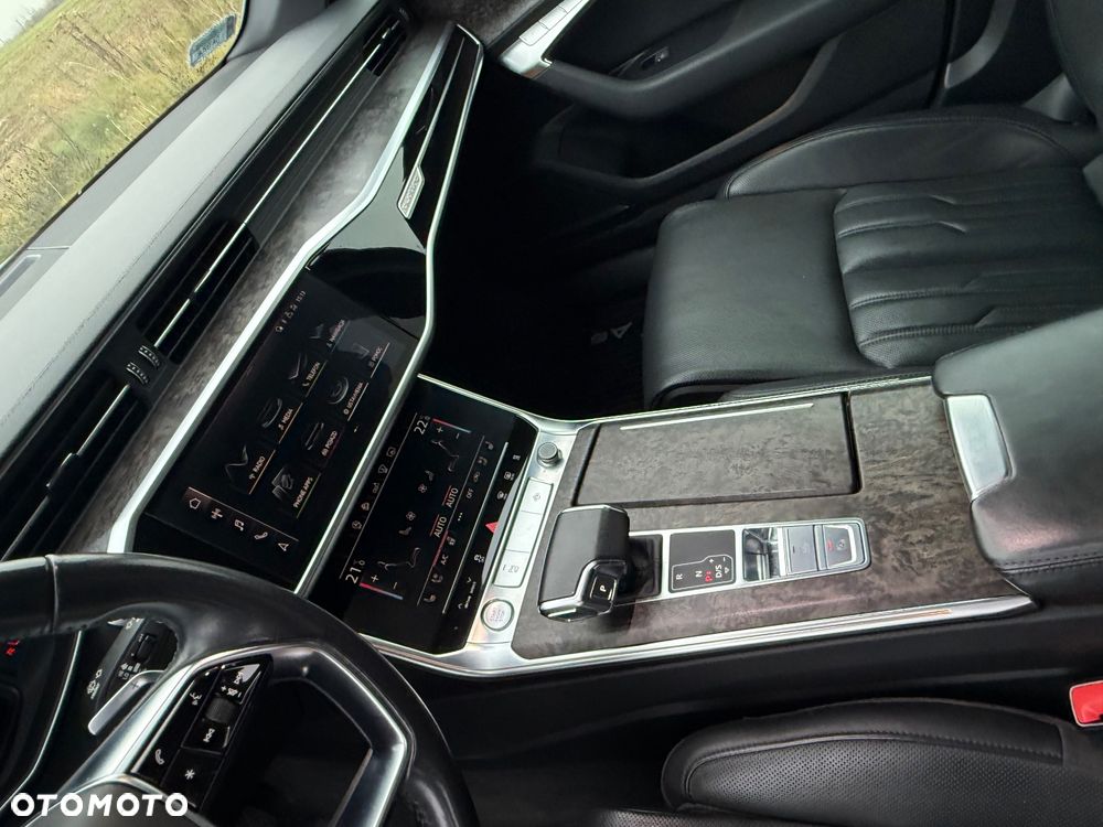 Audi A6 Allroad - 11