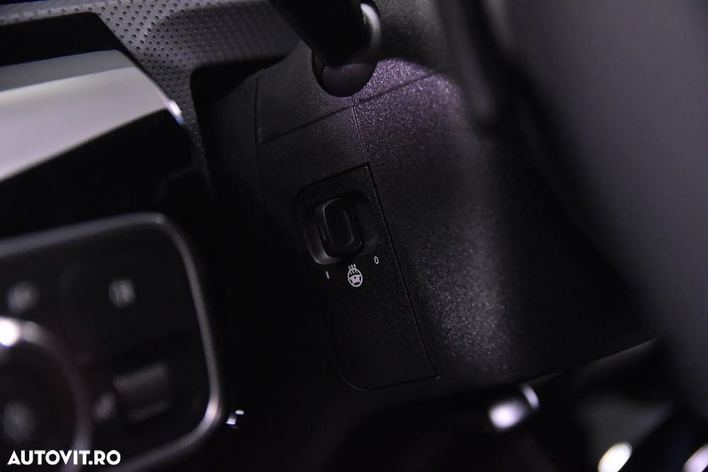 Mercedes-Benz 180 7G-DCT - 17