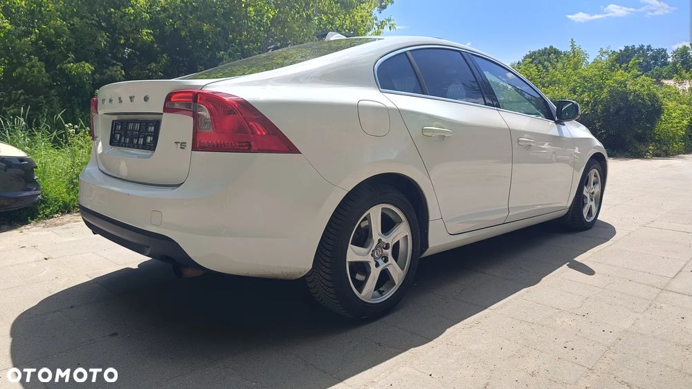 Volvo S60 2.5 T5 - 25
