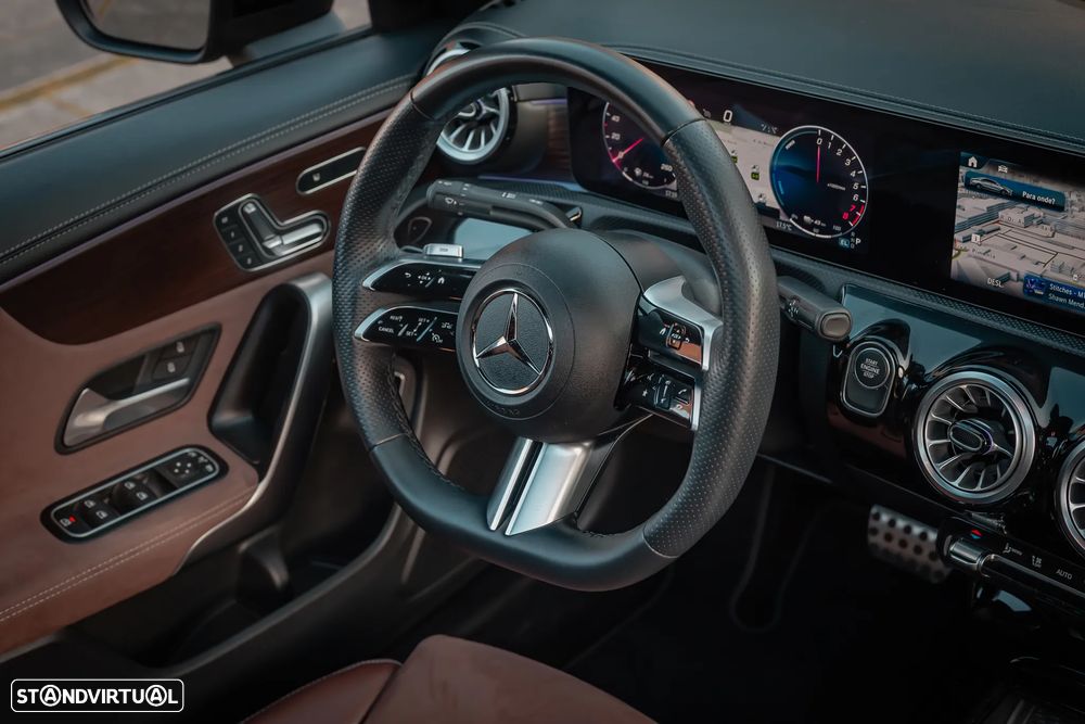 Mercedes-Benz CLA 250 e AMG Line - 16