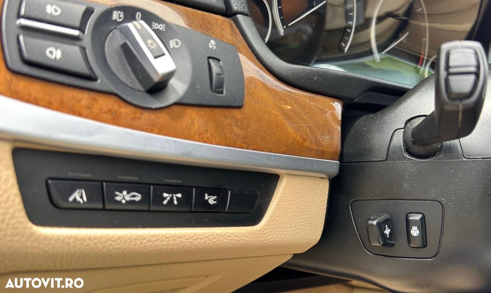 BMW Seria 5 525d xDrive Sport-Aut. - 17