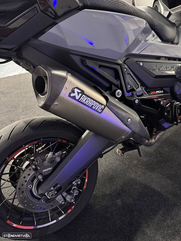 Honda X-ADV - 16