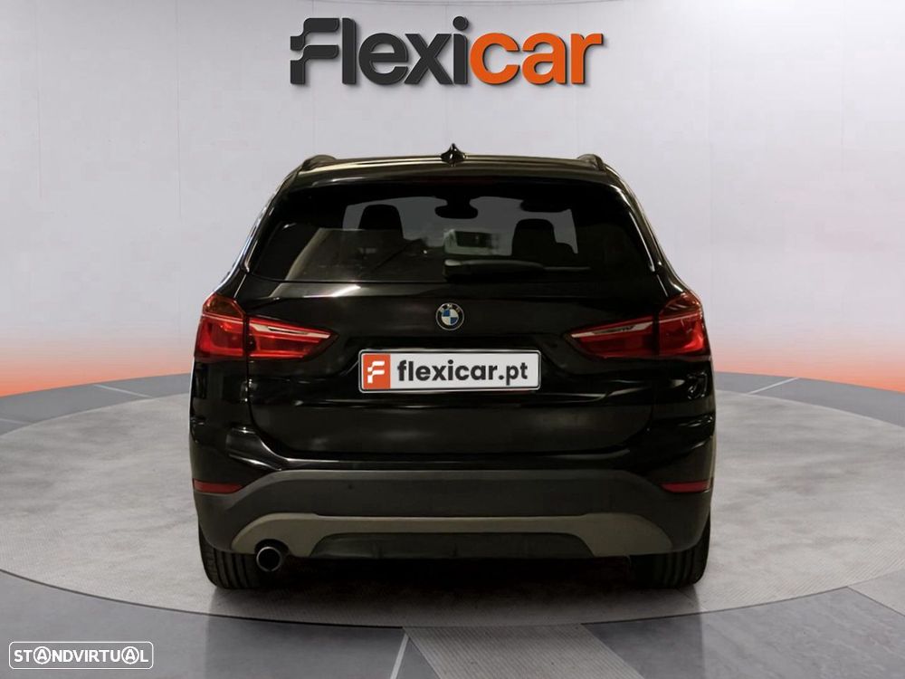 BMW X1 16 d sDrive Line Sport - 8