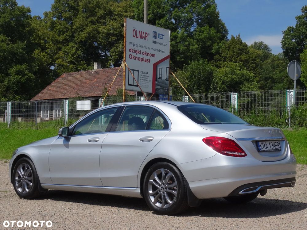 Mercedes-Benz Klasa C 180 Avantgarde - 8