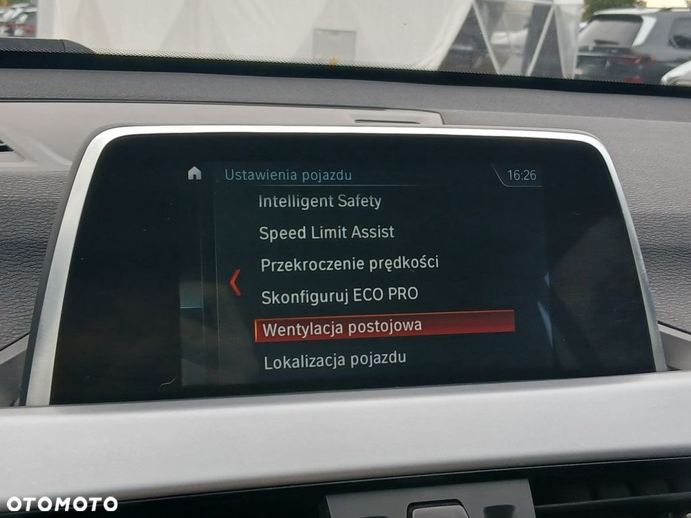 BMW X1 sDrive18i - 20