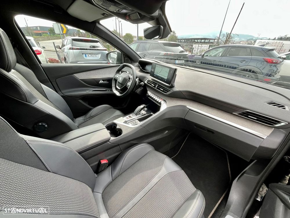 Peugeot 5008 1.2 PureTech GT EAT8 - 12