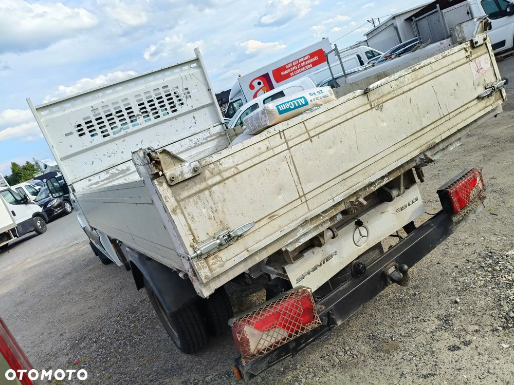 Mercedes-Benz Sprinter  519 - 6