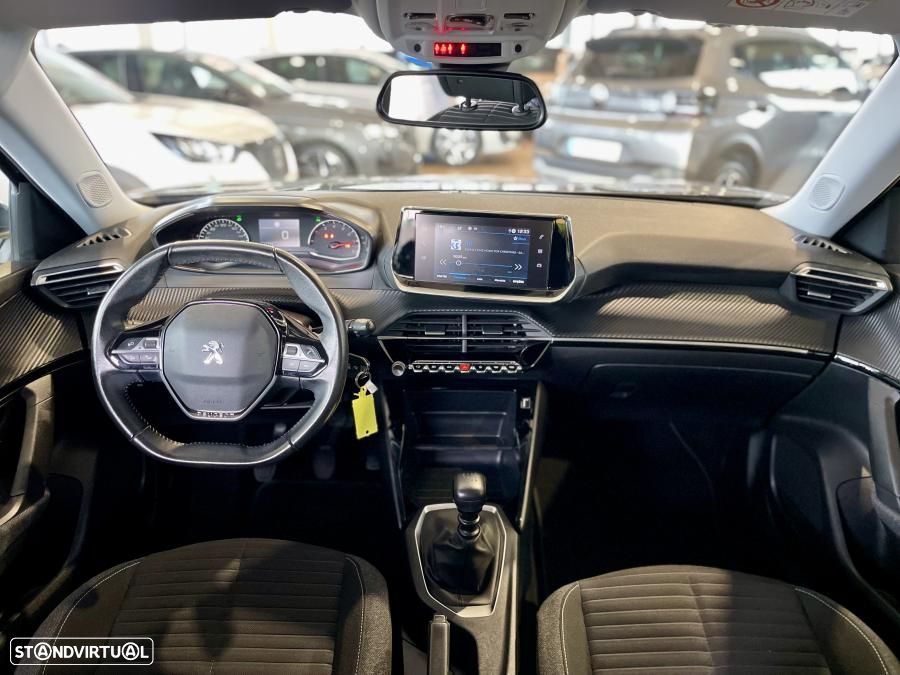 Peugeot 2008 1.2 PureTech Style - 28