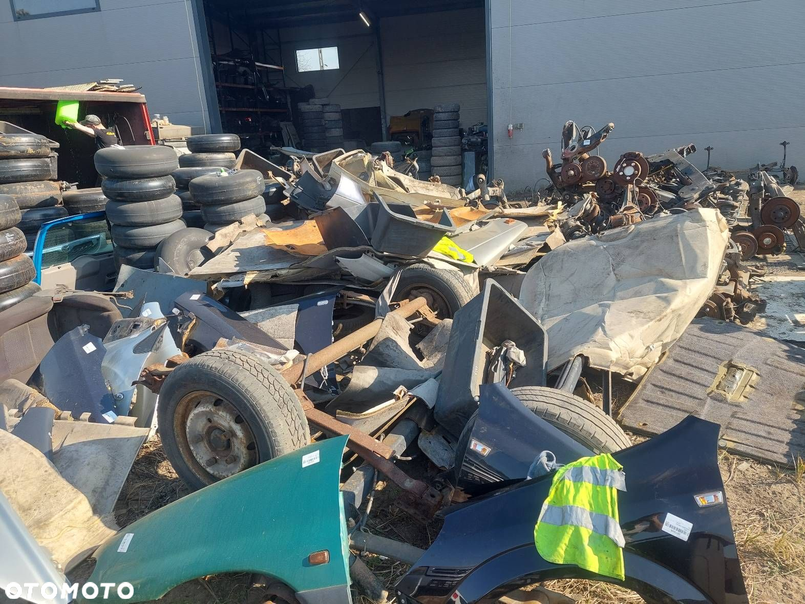 KOMPLETNY PRZÓD MASKA ZDERZAK PRZÓD LAMPY BŁOTNIKI OPEL ASTRA H Z20R - 16