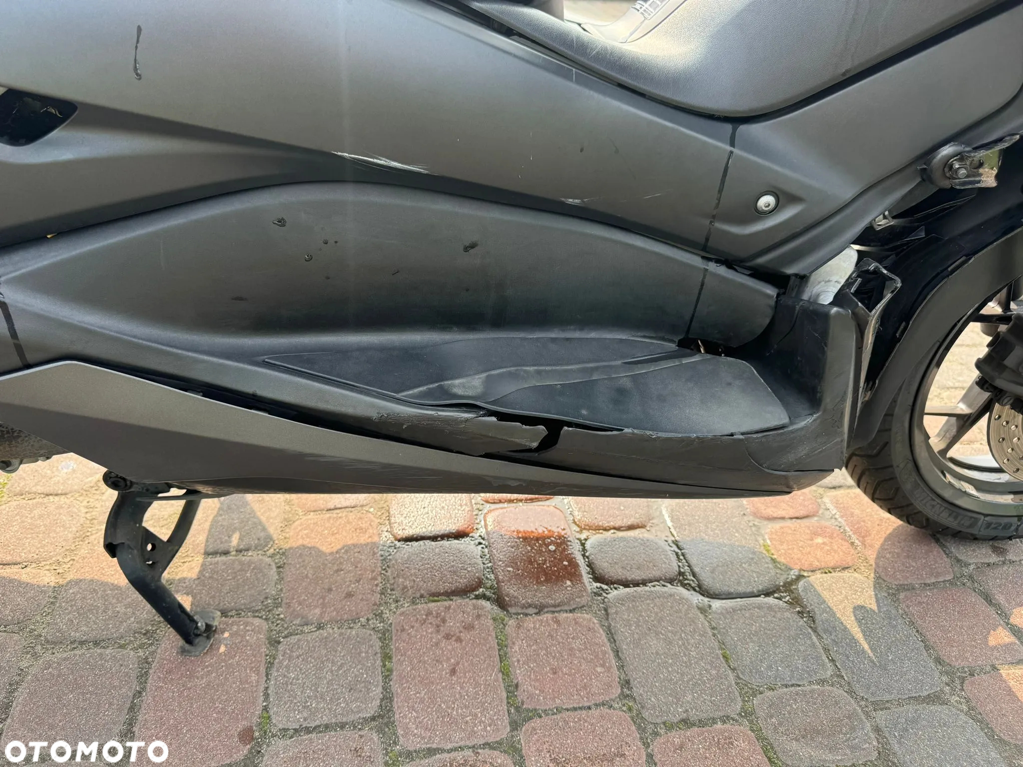 Yamaha X-max - 17