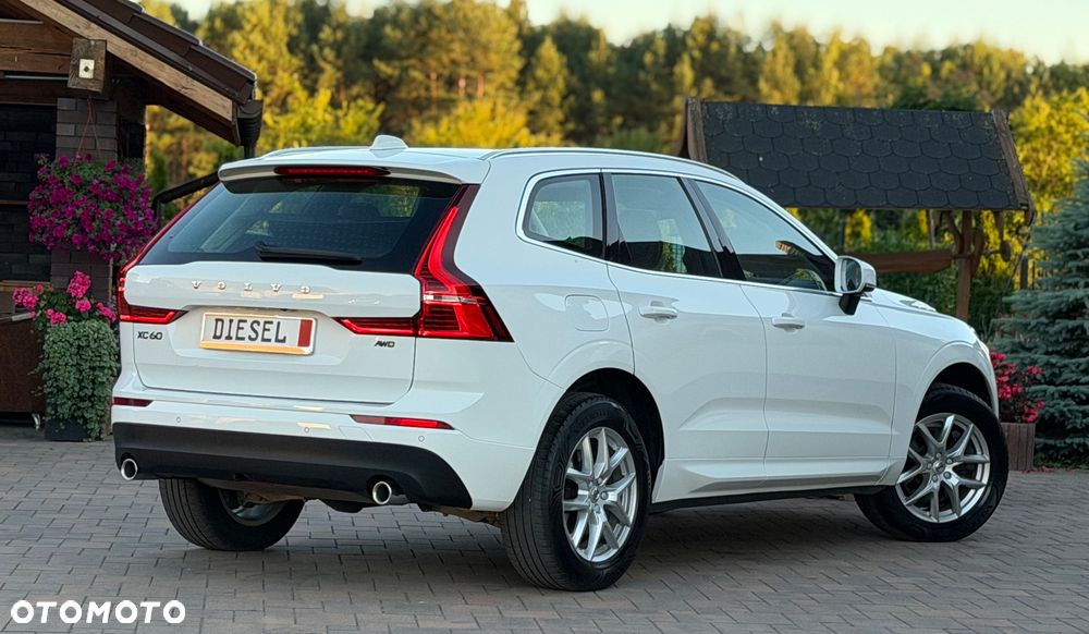 Volvo XC 60 B5 D AWD Geartronic Momentum Pro - 21