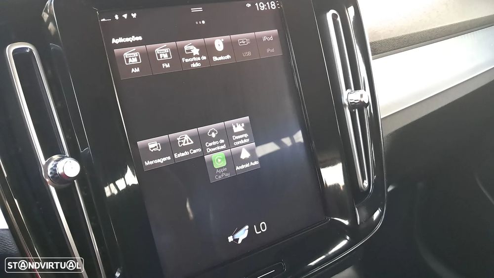 Volvo XC 40 2.0 D3 Momentum Plus - 29