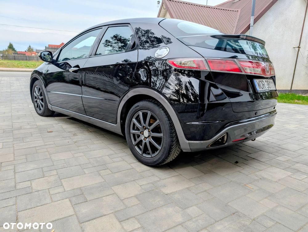 Honda Civic 1.8i-VTEC Executive - 9