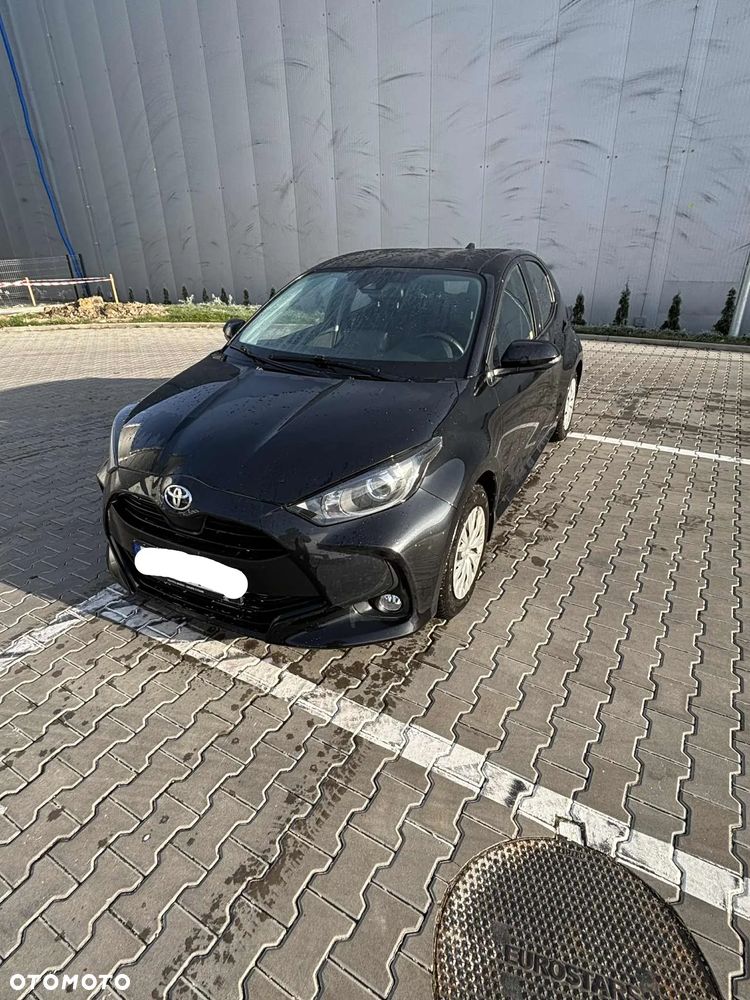 Toyota Yaris 1.5 Comfort CVT - 2
